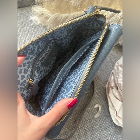 Brand New Nanette Lepore Half Moon Crossbody Bag with tag on! - Picture 9 of 11